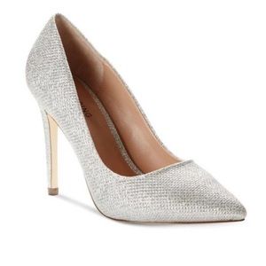 Call It Spring Metallic Silver Agrirewiel Pumps